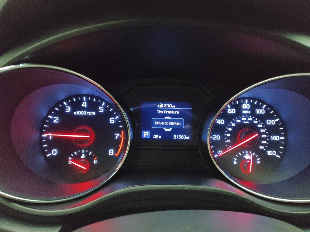 2019 Kia Sedona in Topeka, KS 66611 - 18121789 23