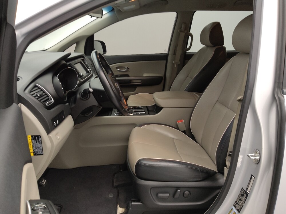 2019 Kia Sedona in Topeka, KS 66611 - 18121789 17