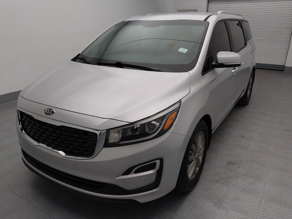 2019 Kia Sedona in Topeka, KS 66611 - 18121789 15