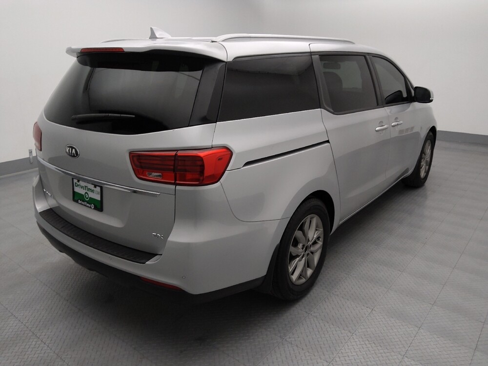 2019 Kia Sedona in Topeka, KS 66611 - 18121789 9