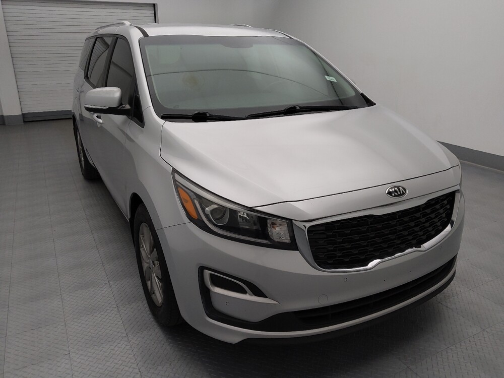 2019 Kia Sedona in Topeka, KS 66611 - 18121789 14