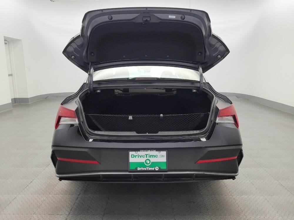 2025 Hyundai Elantra in Phoenix, AZ 85015 - 18121790 29