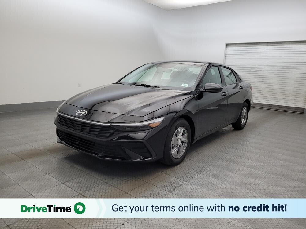 2025 Hyundai Elantra in Phoenix, AZ 85015 - 18121790