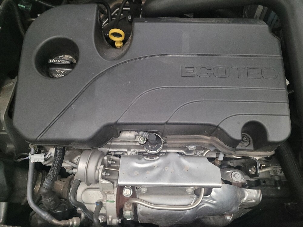 2024 Chevrolet Equinox in Sacramento, CA 95821 - 18121798 30