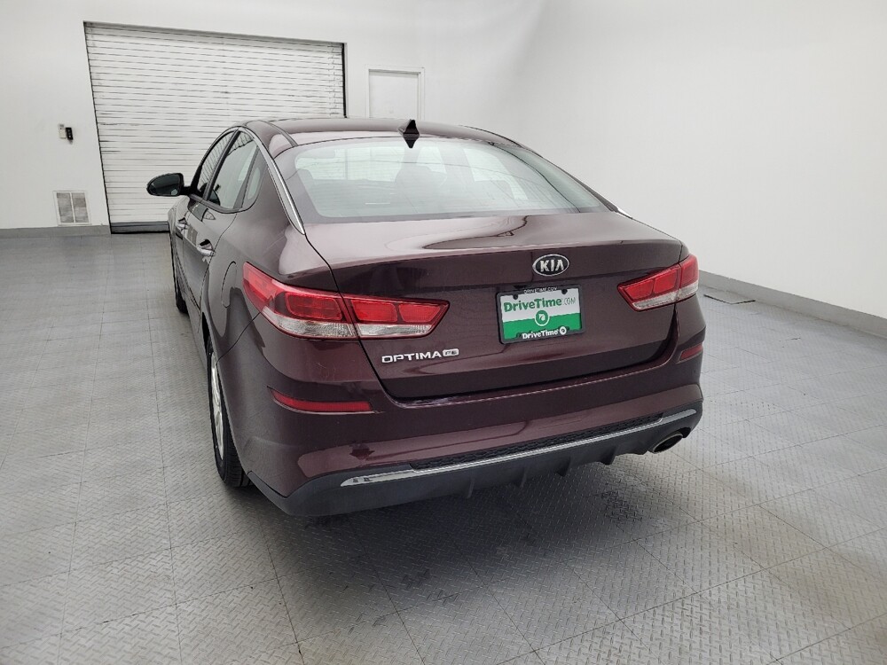 2019 Kia Optima in Charleston, SC 29414 - 18121800 6