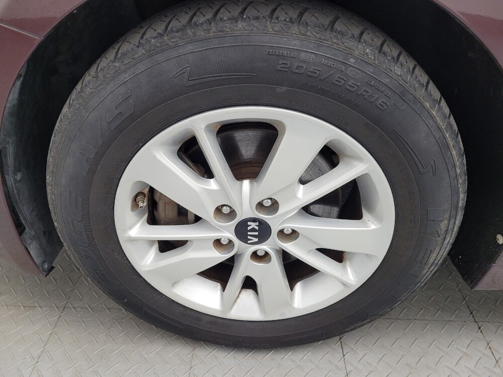 2019 Kia Optima in Charleston, SC 29414 - 18121800 31