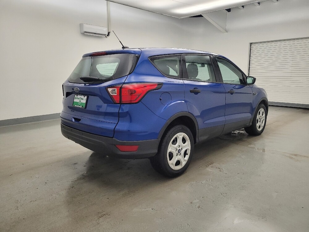 2019 Ford Escape in Fairfield, OH 45014 - 18121803 10