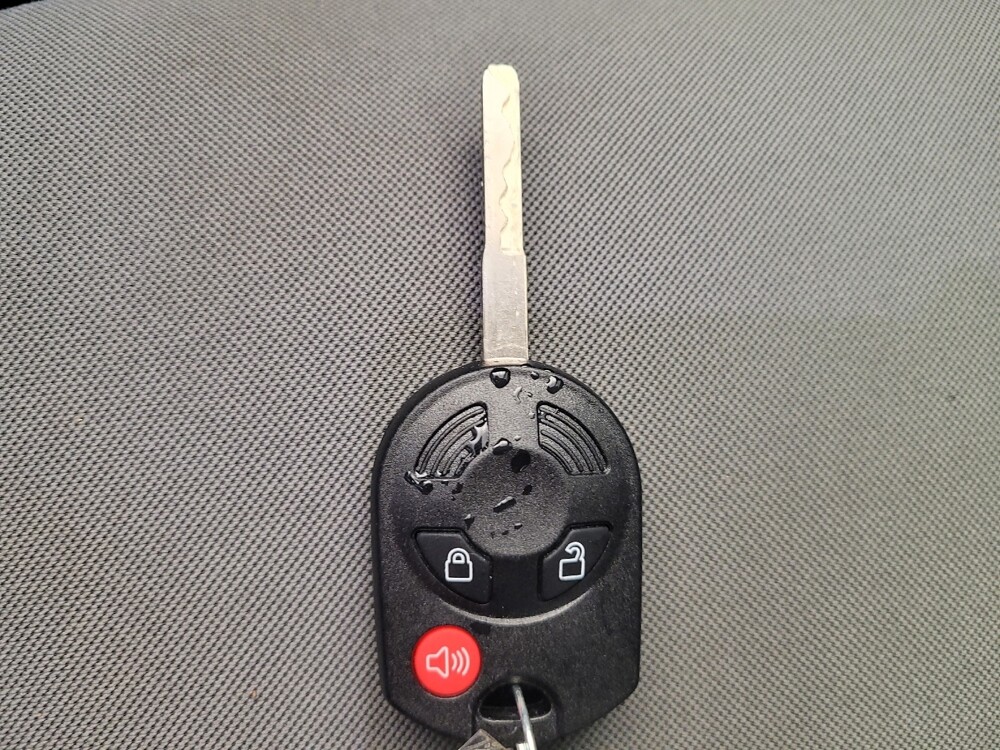 2019 Ford Escape in Fairfield, OH 45014 - 18121803 32