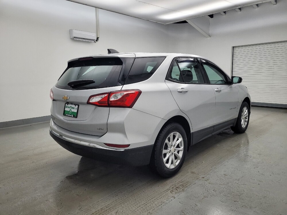 2018 Chevrolet Equinox in Toledo, OH 43617 - 18121805 10