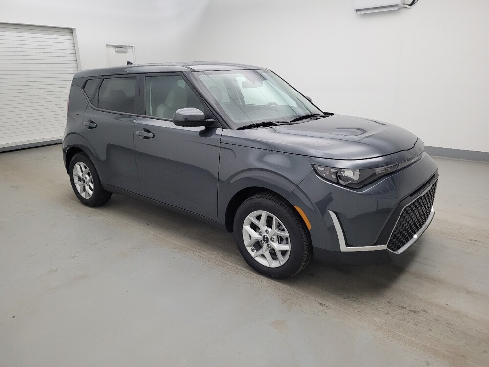 2025 Kia Soul in Fairfield, OH 45014 - 18121806 11