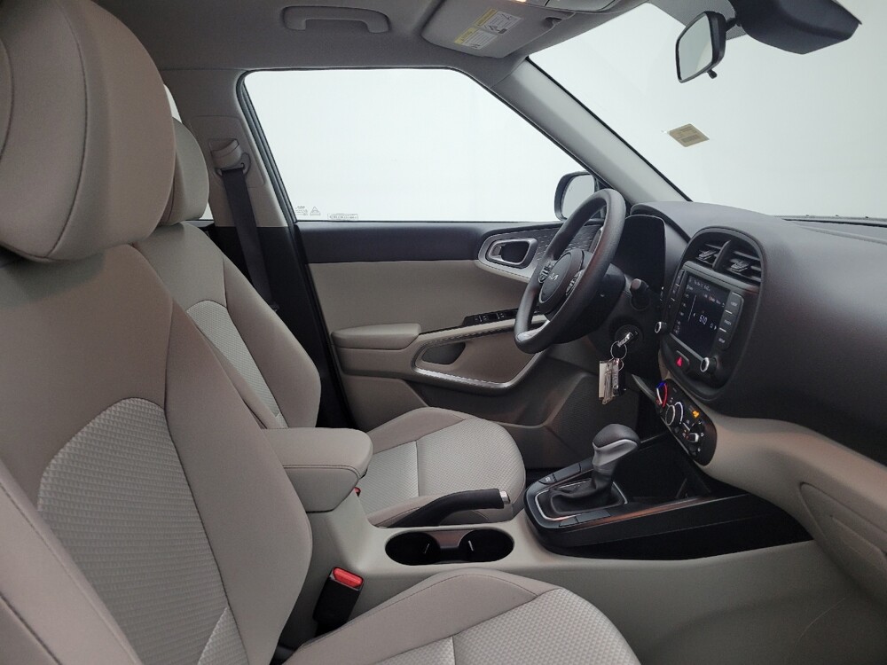 2025 Kia Soul in Fairfield, OH 45014 - 18121806 21