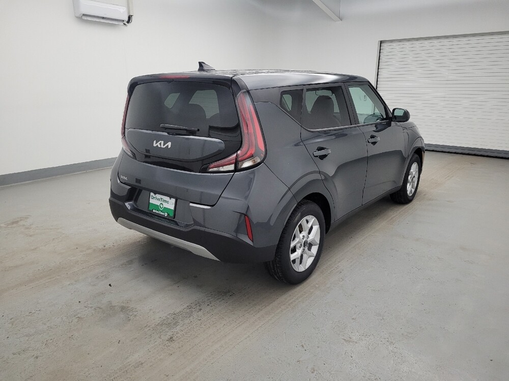 2025 Kia Soul in Fairfield, OH 45014 - 18121806 9