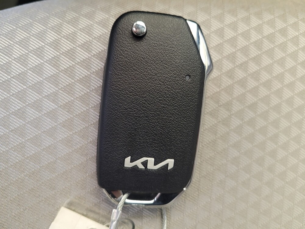 2025 Kia Soul in Fairfield, OH 45014 - 18121806 32