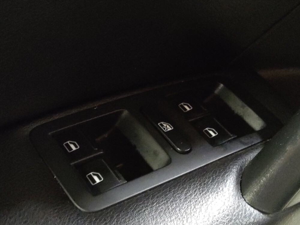 2015 Volkswagen Passat in Ocala, FL 34471 - 18121815 27