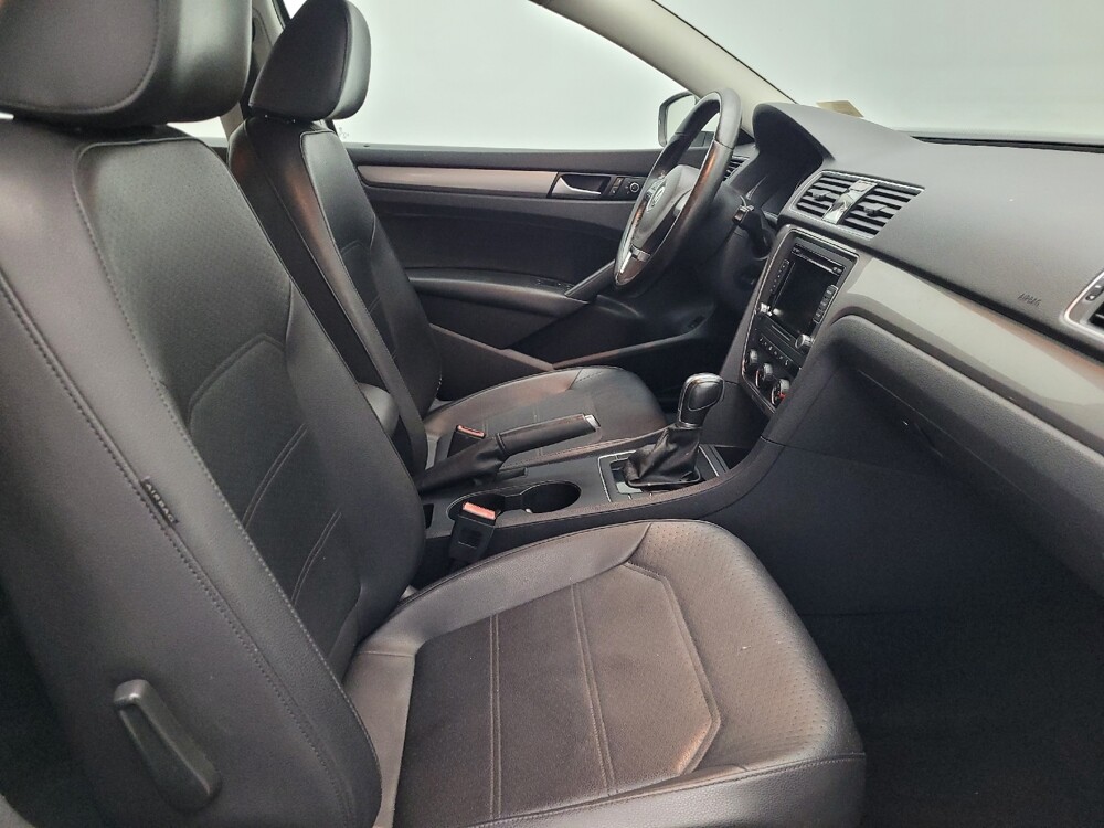 2015 Volkswagen Passat in Ocala, FL 34471 - 18121815 21