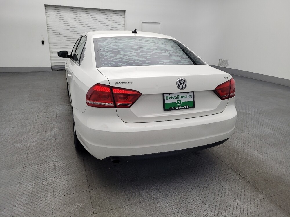 2015 Volkswagen Passat in Ocala, FL 34471 - 18121815 6