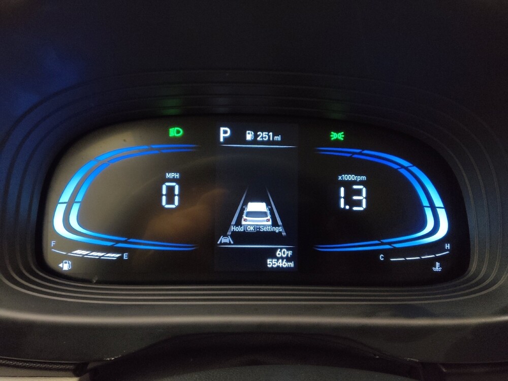 2025 Hyundai Venue in Albuquerque, NM 87123 - 18121818 23