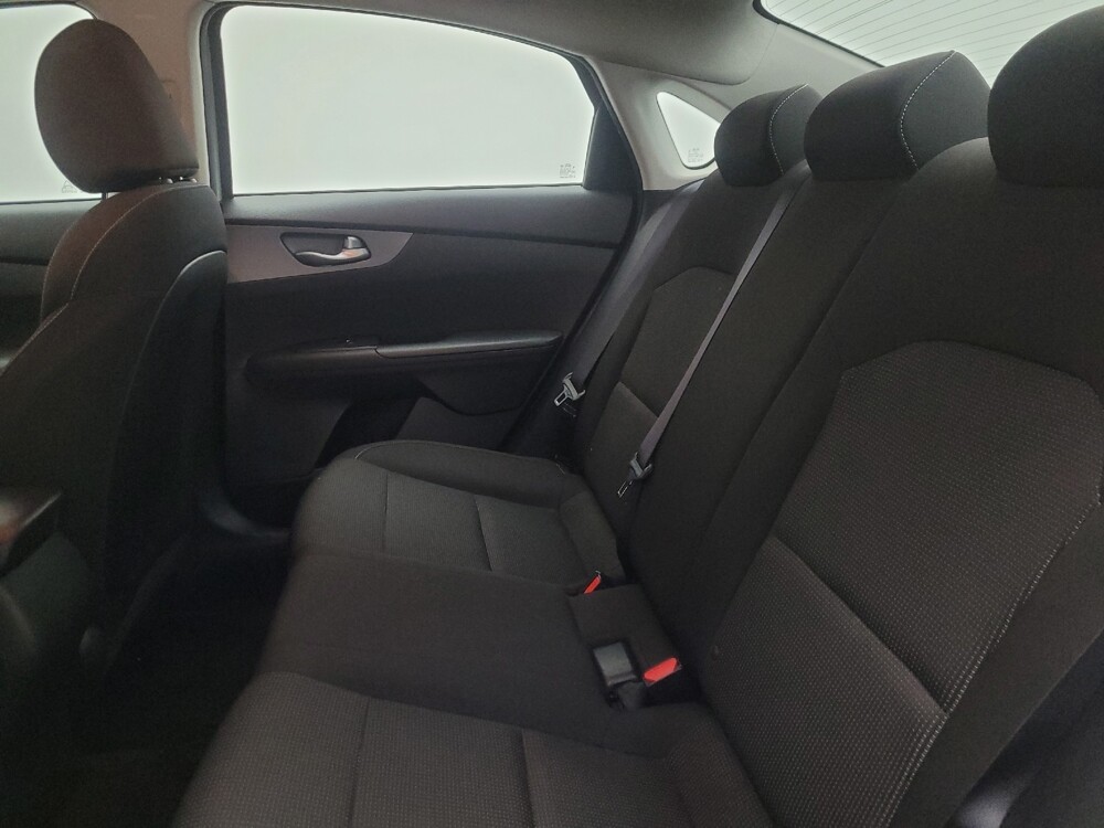 2021 Kia Forte in Glendale, AZ 85301 - 18121821 18