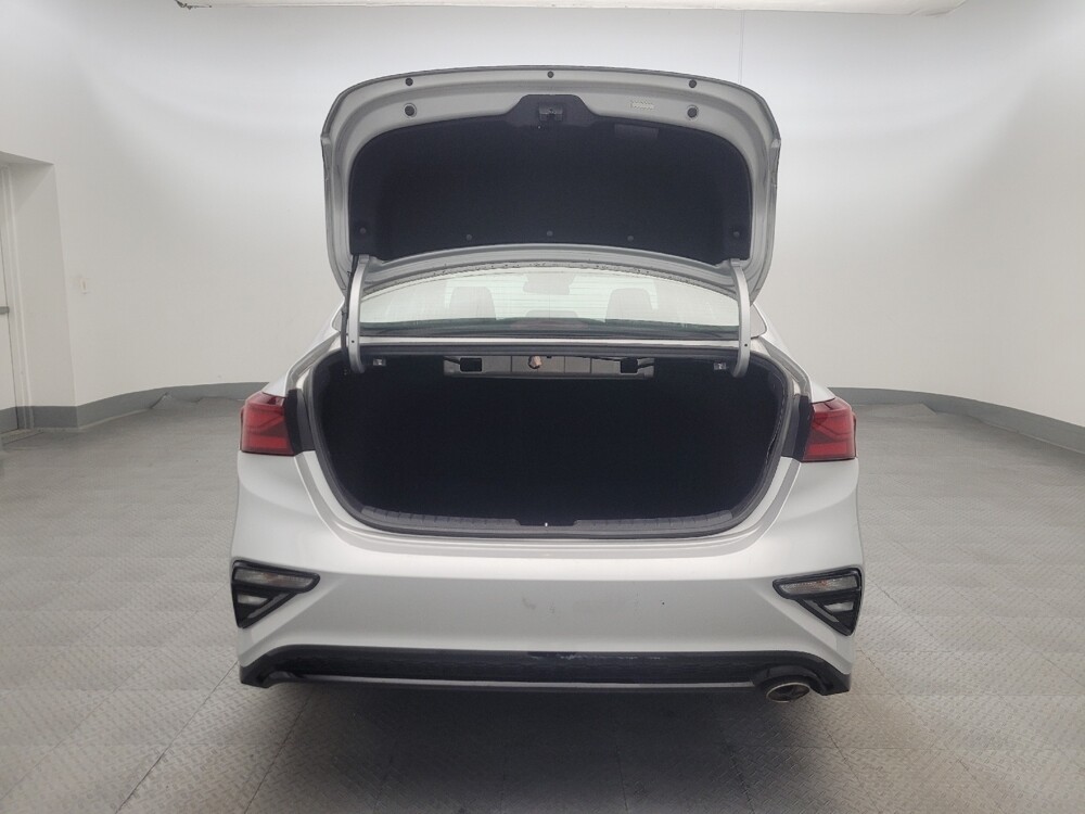 2021 Kia Forte in Glendale, AZ 85301 - 18121821 29