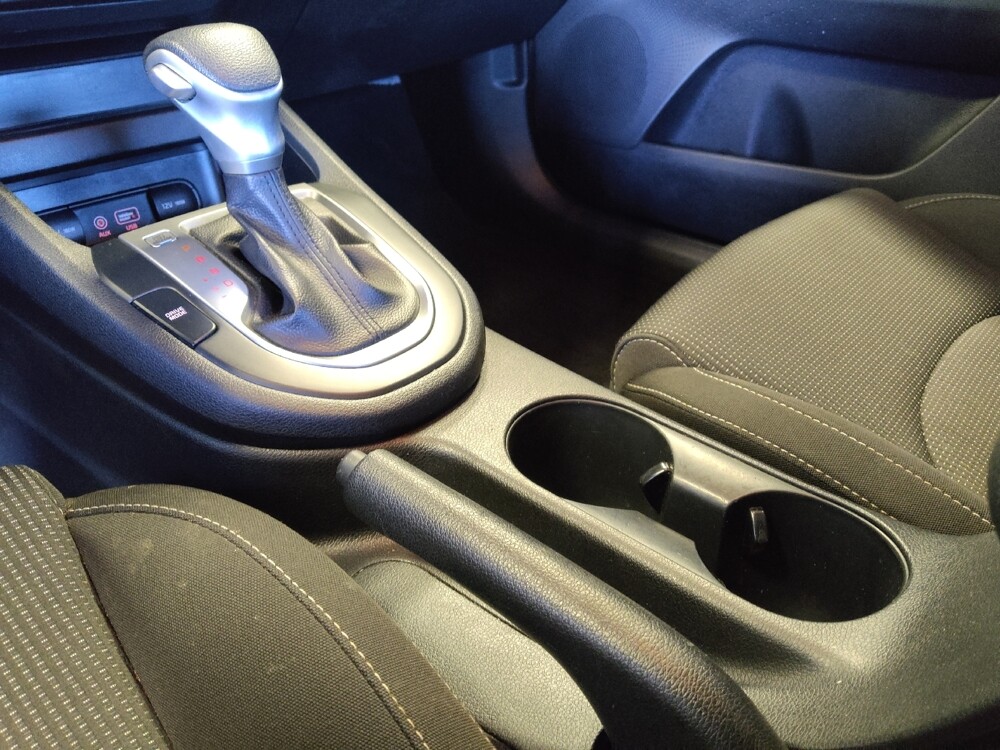 2021 Kia Forte in Glendale, AZ 85301 - 18121821 26