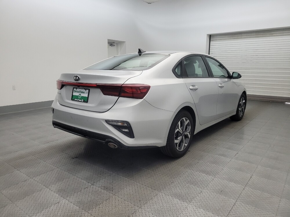 2021 Kia Forte in Glendale, AZ 85301 - 18121821 9