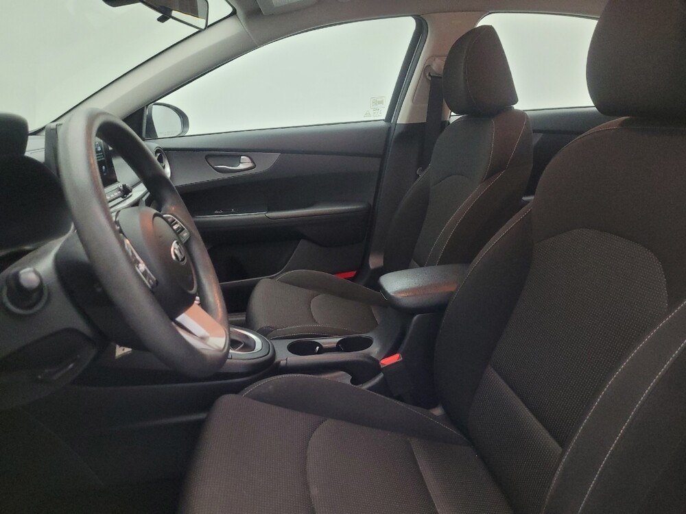 2021 Kia Forte in Glendale, AZ 85301 - 18121821 17