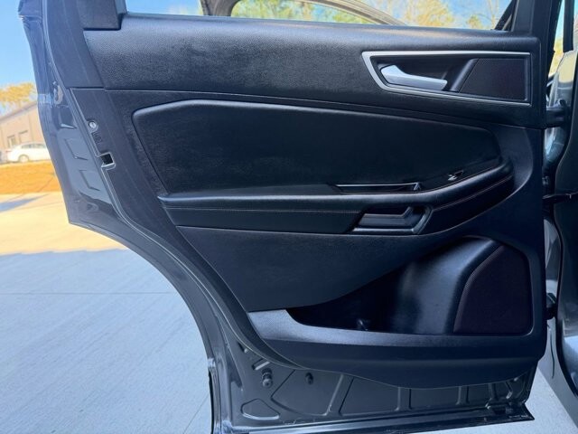 2020 Ford Edge in Knoxville, TN 37920 - 18121823 6