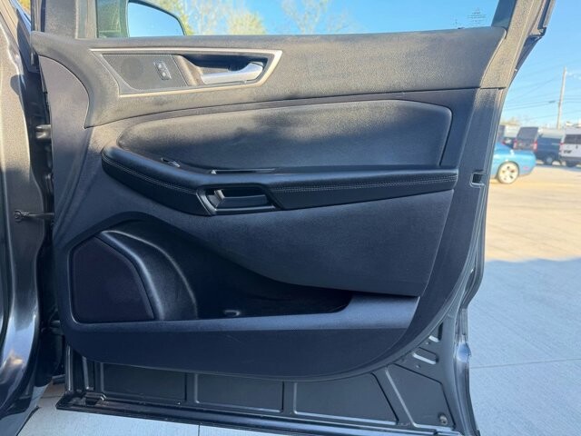 2020 Ford Edge in Knoxville, TN 37920 - 18121823 7