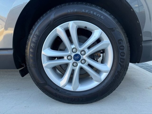 2020 Ford Edge in Knoxville, TN 37920 - 18121823 26