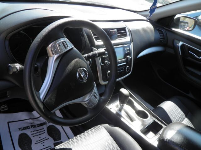 2017 Nissan Altima in Barton, MD 21521 - 18121831 3