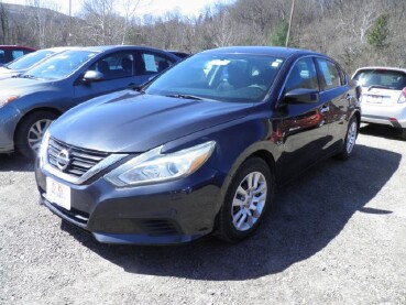 2017 Nissan Altima in Barton, MD 21521