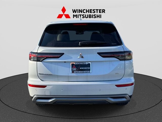 2026 Mitsubishi Outlander in Winchester, VA 22602 - 18121839 3