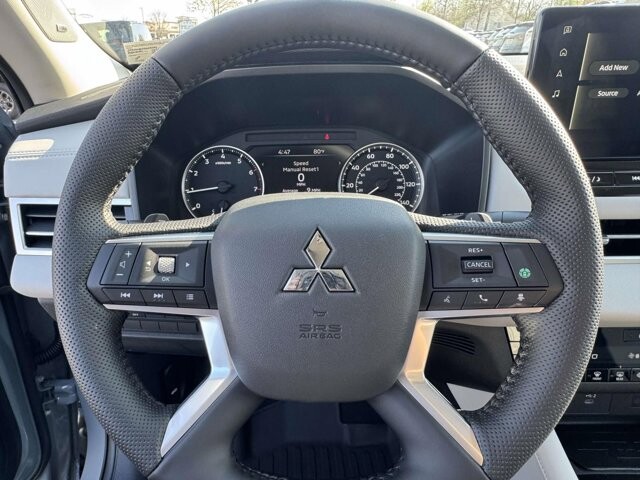 2026 Mitsubishi Outlander in Winchester, VA 22602 - 18121840 16