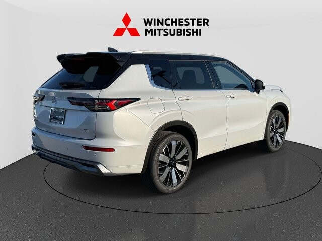 2026 Mitsubishi Outlander in Winchester, VA 22602 - 18121841 2