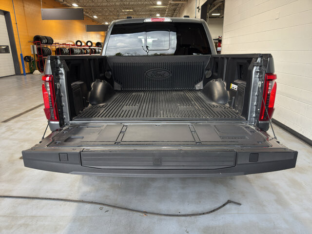2024 Ford F150 in Burlington, WI 53105 - 18121849 21