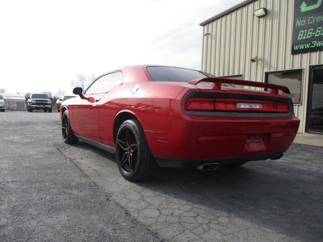 2011 Dodge Challenger in Oak Grove, MO 64075 - 18121853 7