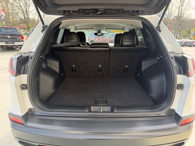 2020 Jeep Cherokee in Knoxville, TN 37920 - 18121854 9