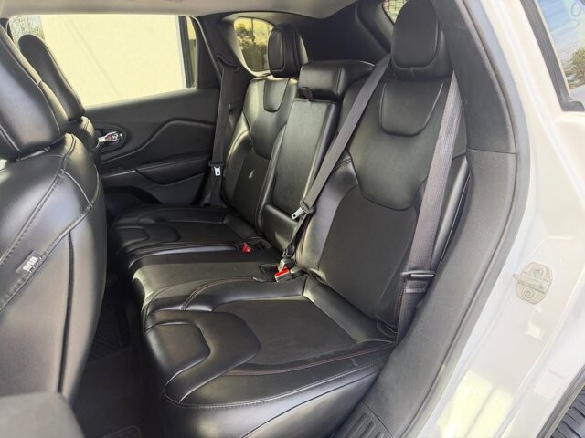 2020 Jeep Cherokee in Knoxville, TN 37920 - 18121854 15