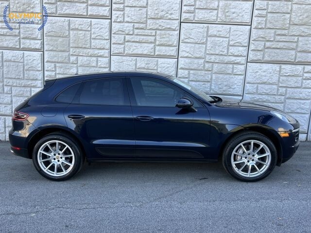 2017 Porsche Macan in Decatur, GA 30032 - 18121857 8