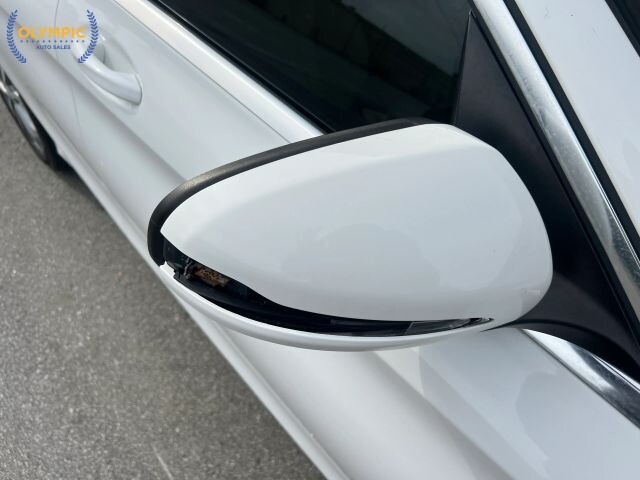 2016 Mercedes-Benz C 300 in Decatur, GA 30032 - 18121858 18