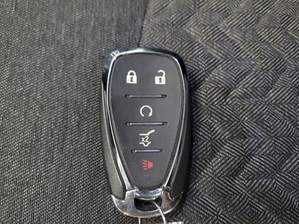 2022 Chevrolet Equinox in Downey, CA 90241 - 18121864 32