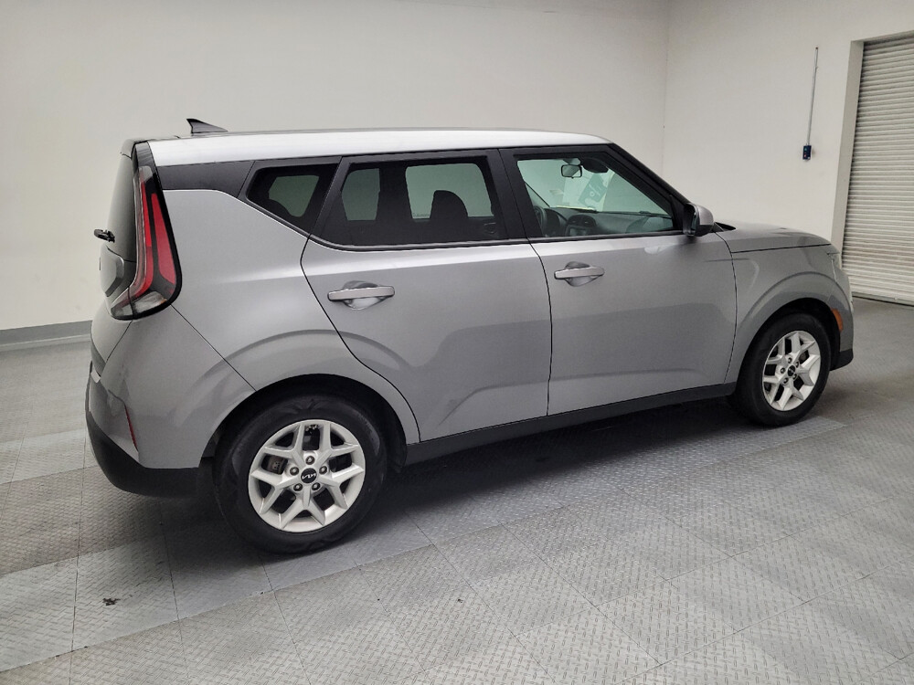 2023 Kia Soul in Riverside, CA 92504 - 18121865 10