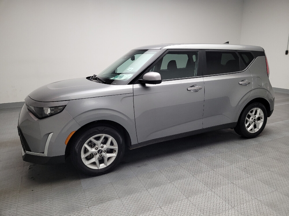2023 Kia Soul in Riverside, CA 92504 - 18121865 2