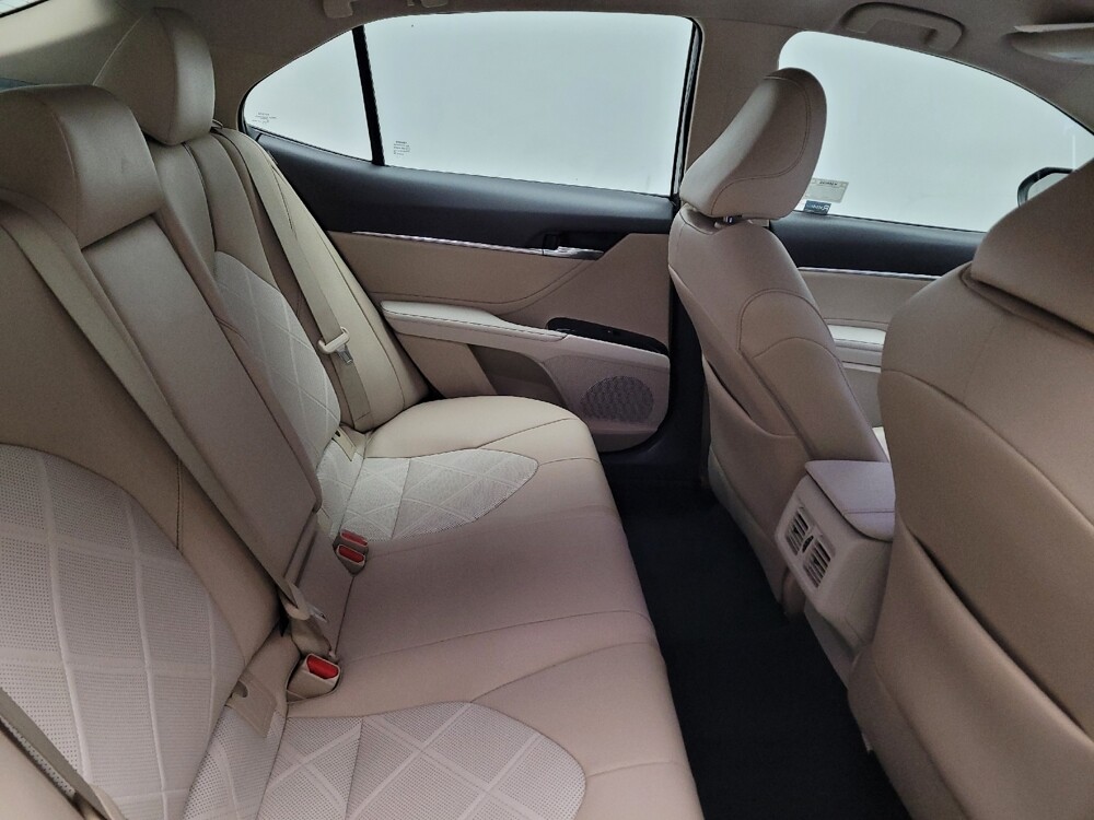 2018 Toyota Camry in Riverside, CA 92504 - 18121868 19