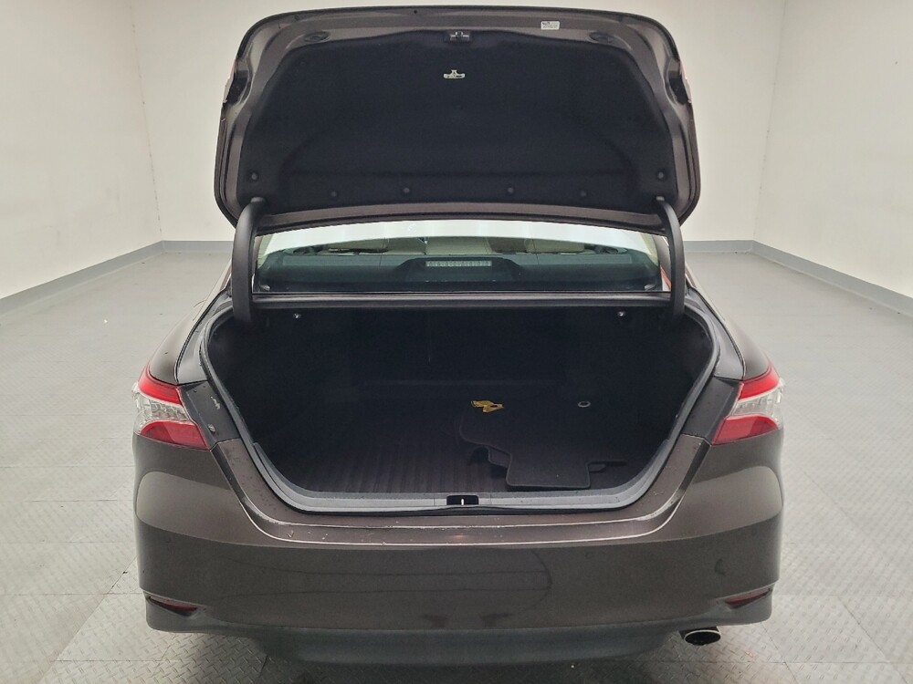 2018 Toyota Camry in Riverside, CA 92504 - 18121868 29