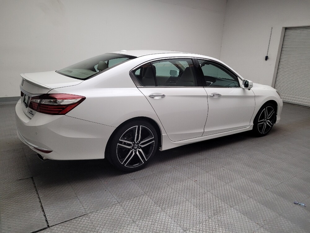 2016 Honda Accord in Downey, CA 90241 - 18121870 10