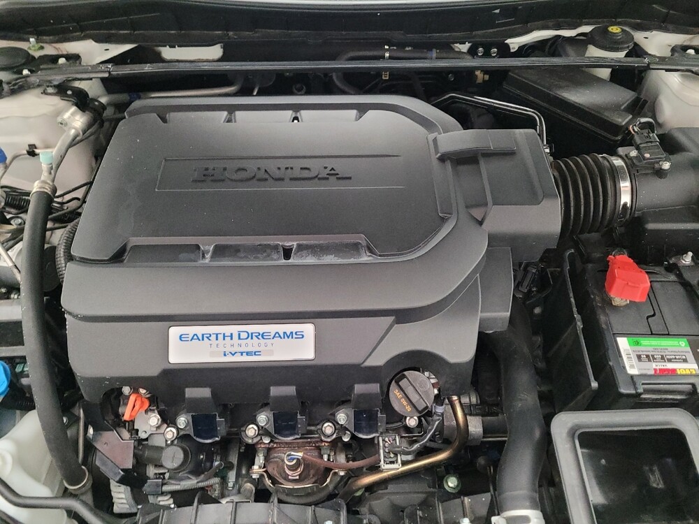 2016 Honda Accord in Downey, CA 90241 - 18121870 30