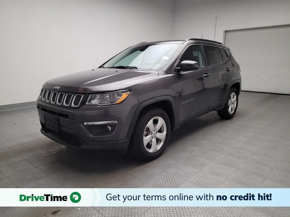 2018 Jeep Compass in Downey, CA 90241 - 18121874
