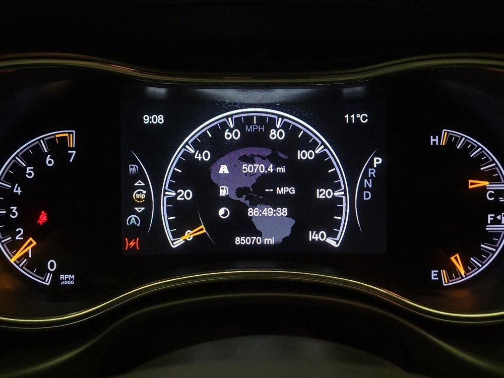 2019 Jeep Grand Cherokee in Downey, CA 90241 - 18121875 23