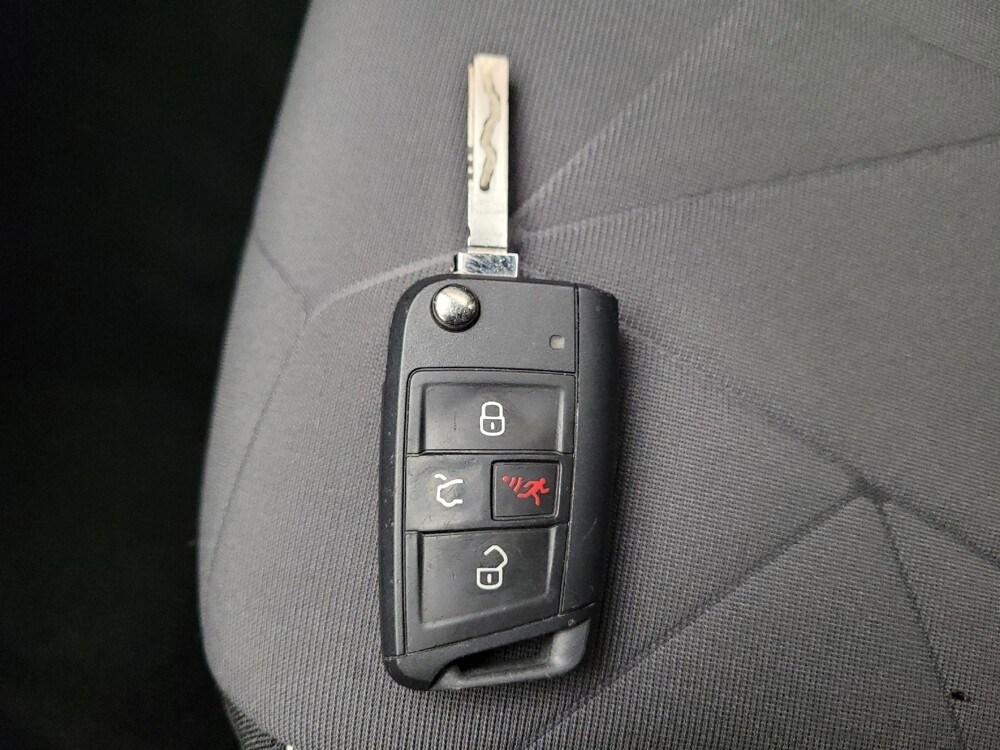 2025 Volkswagen Jetta in Sacramento, CA 95821 - 18121876 32